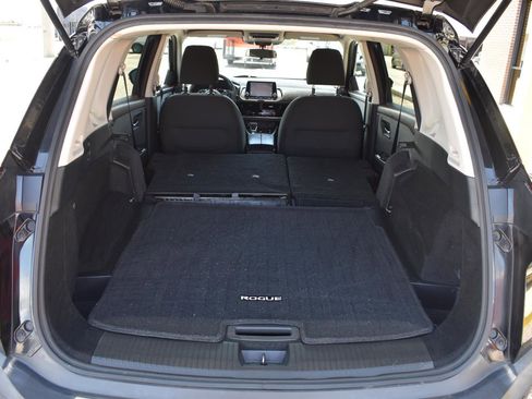 Used 2021 Nissan Rogue SV FWD image 54