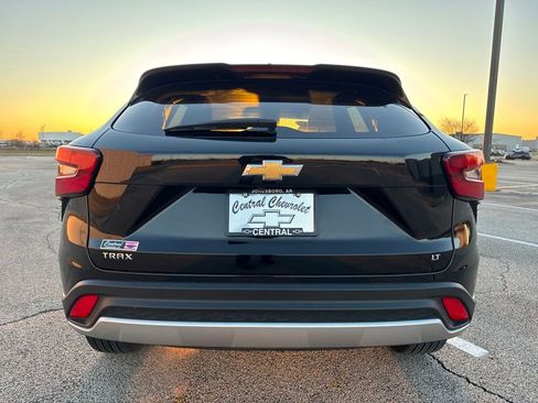 Used 2024 Chevrolet Trax LT image 5