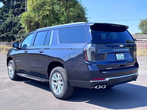 New 2025 Chevrolet Suburban Premier w/ Sun And Tow Package image 9