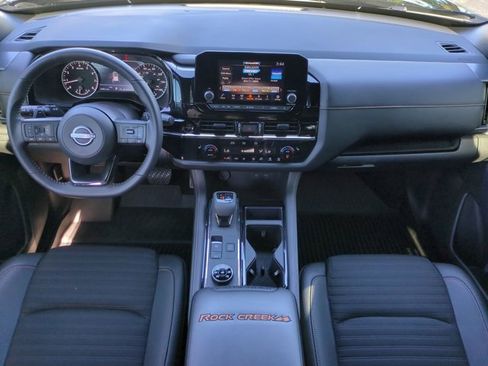 Used 2025 Nissan Pathfinder Rock Creek image 15