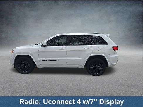 Used 2021 Jeep Grand Cherokee Laredo X image 11