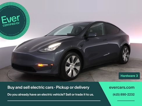Used 2023 Tesla Model Y Long Range AWD/4WD image 1