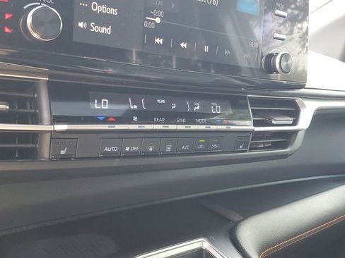 Used 2022 Toyota Sienna XSE image 21