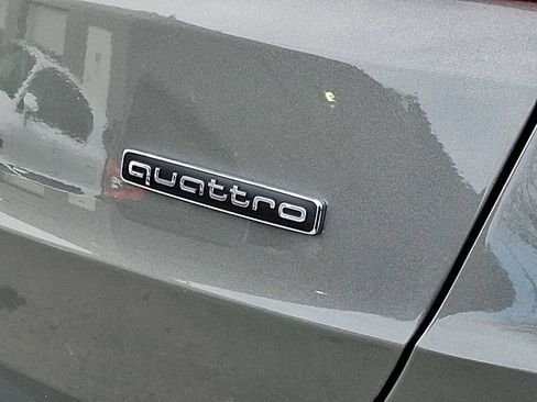 Certified 2025 Audi Q3 2.0T Premium w/ Convenience Package image 24