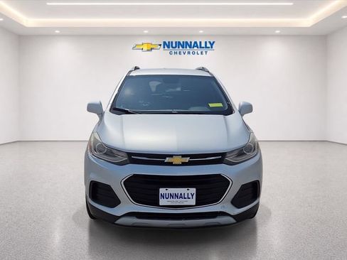 Used 2017 Chevrolet Trax LT FWD image 8