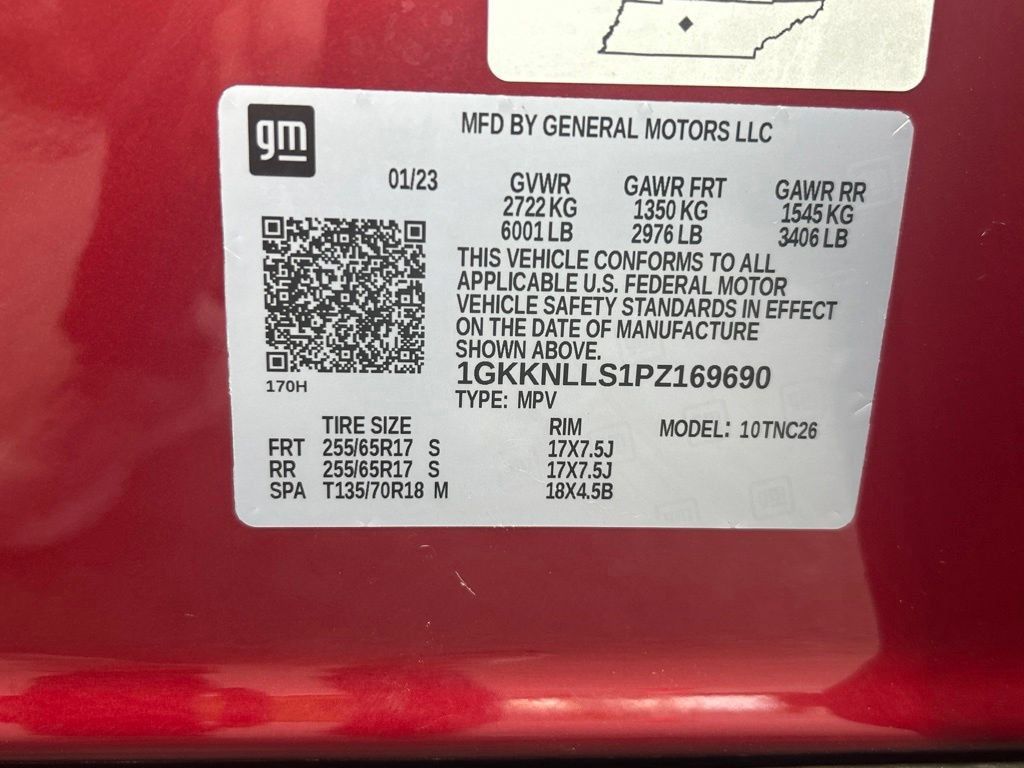 Certified 2023 GMC Acadia AT4 w/ LPO, Adventure Package AWD/4WD image 22