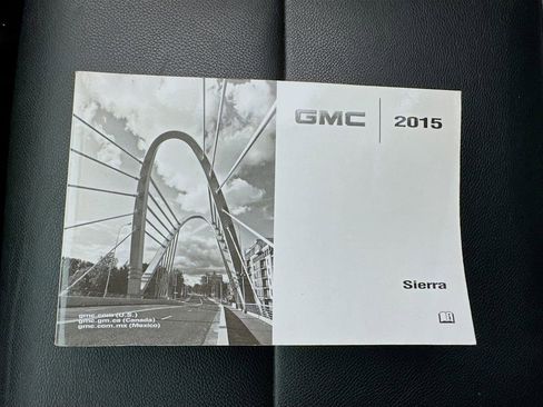Used 2015 GMC Sierra 1500 SLT w/ SLT Crew Cab Value Package AWD/4WD image 35