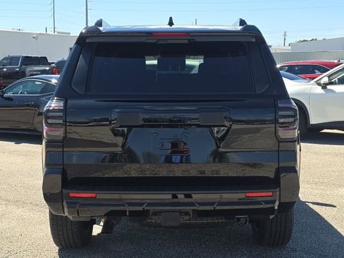 Used 2025 Toyota 4Runner TRD Sport Premium image 4