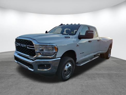 Used 2024 RAM 3500 Big Horn image 21