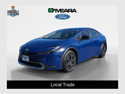Used 2025 Toyota Prius Plug-In Hybrid image 1
