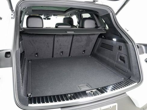 New 2026 Porsche Cayenne image 26