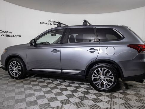 Used 2018 Mitsubishi Outlander ES FWD image 13