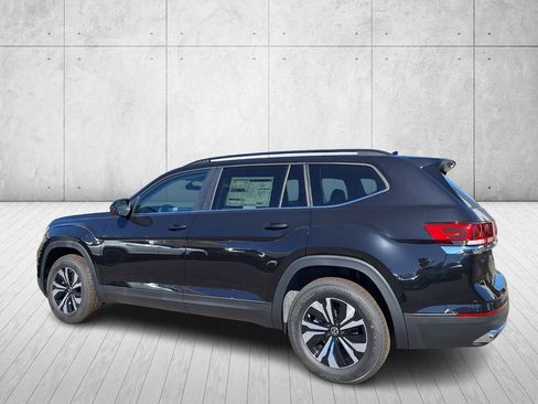 New 2026 Volkswagen Atlas SE image 7