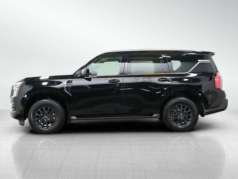 Used 2025 Nissan Armada SV AWD/4WD image 2