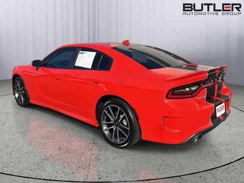 Used 2022 Dodge Charger R/T w/ Plus Group RWD image 4