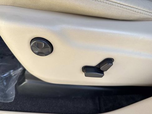 Used 2019 Jeep Grand Cherokee Limited w/ Trailer Tow Group IV image 26