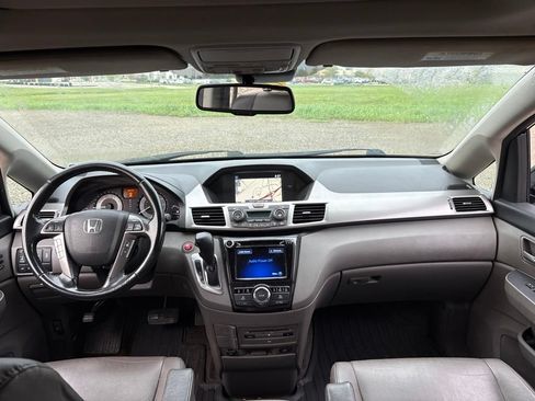 Used 2016 Honda Odyssey Touring Elite image 20