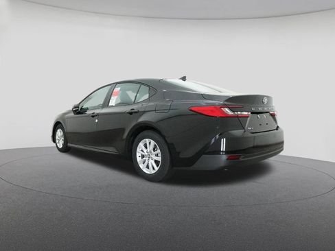 New 2026 Toyota Camry LE image 21