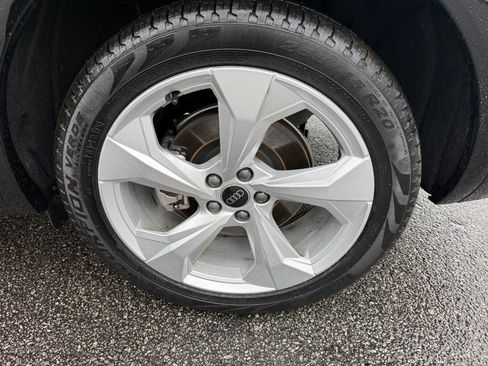 Certified 2025 Audi Q5 2.0T Premium Plus w/ Premium Plus Package image 22