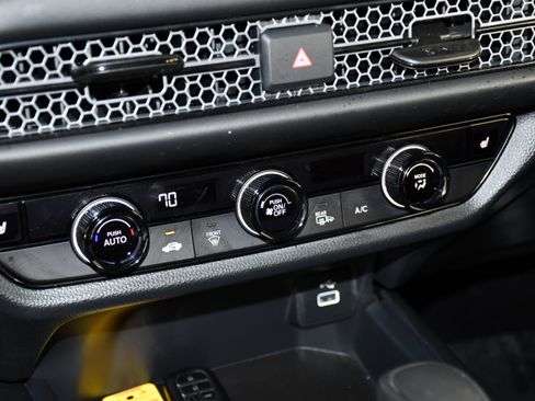 Certified 2025 Honda HR-V Sport image 21