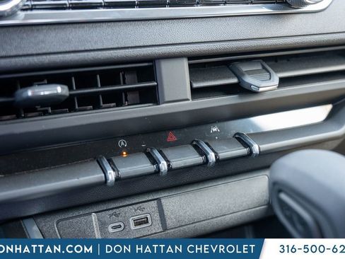 New 2026 Chevrolet Colorado Trail Boss AWD/4WD image 11