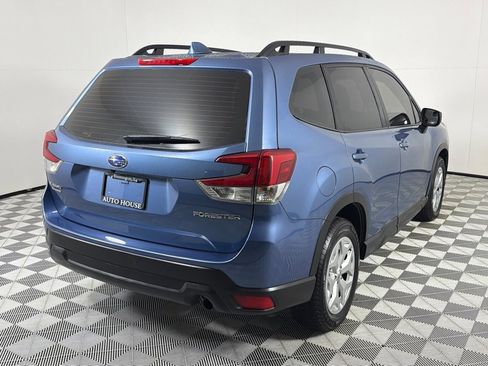Used 2023 Subaru Forester AWD/4WD image 5