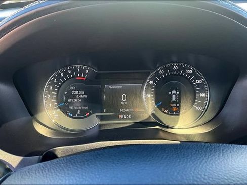Used 2019 Ford Explorer Platinum AWD/4WD image 13