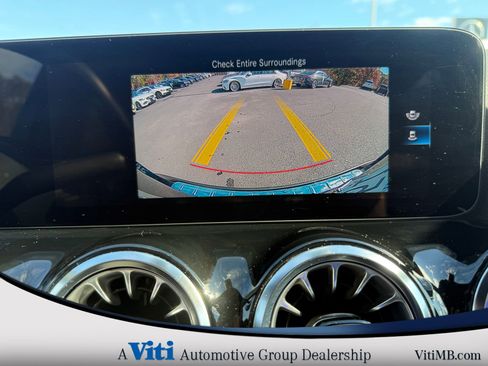 Used 2023 Mercedes-Benz GLA 250 4MATIC image 33