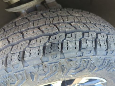 Used 2024 Chevrolet Traverse Z71 w/ Enhanced Driving Package image 32