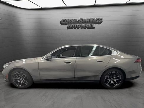 Used 2026 BMW 530i RWD image 2