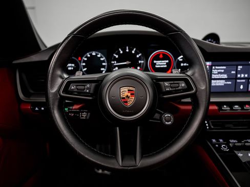 Used 2021 Porsche 911 Carrera 4S AWD/4WD image 10