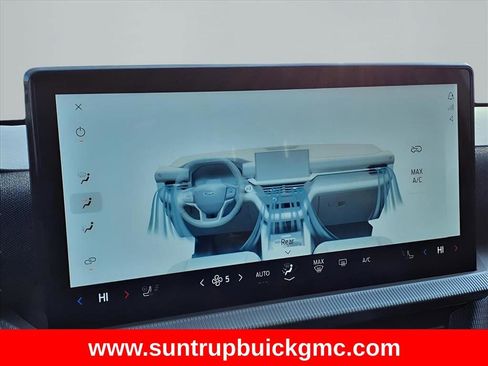 Used 2025 Ford Explorer ST-Line w/ ST-Line Street Pack image 16