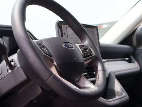 New 2026 Ford Explorer Active AWD/4WD image 27