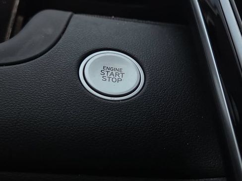 Certified 2023 Hyundai Tucson Limited AWD/4WD image 10