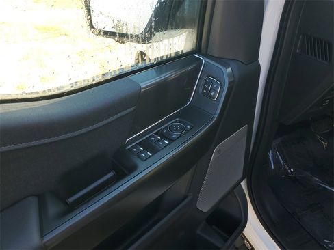 New 2025 Ford F150 Lariat w/ Equipment Group 501A Mid image 6