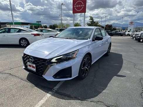 New 2025 Nissan Altima 2.5 SR w/ SR Premium Package image 1