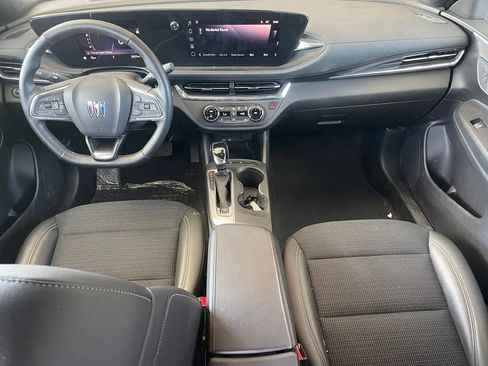 Used 2025 Buick Envista Preferred w/ Convenience I Package FWD image 11