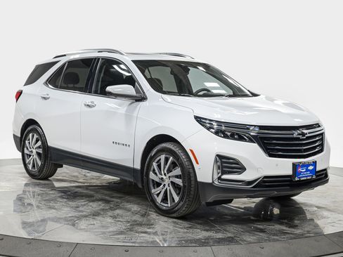 Used 2023 Chevrolet Equinox Premier FWD image 9