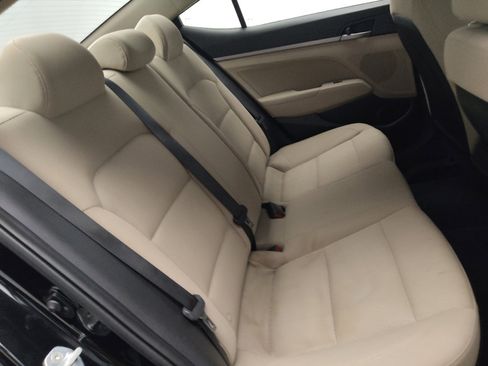 Used 2018 Hyundai Elantra Value Edition w/ Cargo Package image 19