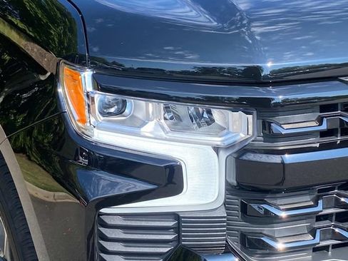 Used 2025 Chevrolet Silverado 1500 RST AWD/4WD image 4