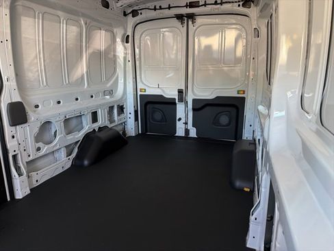 New 2026 Ford Transit 250 148 Medium Roof image 8