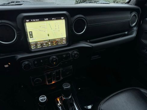 Used 2022 Jeep Wrangler Unlimited Sahara w/ Cold Weather Group image 36