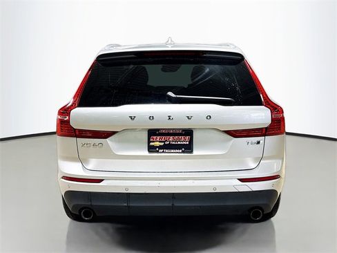 Used 2019 Volvo XC60 T5 Momentum w/ Premium Package image 8