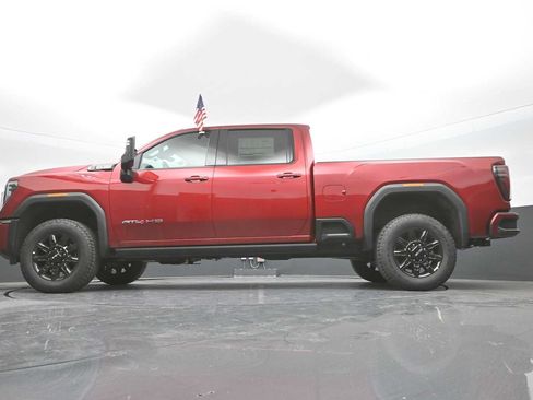 New 2026 GMC Sierra 2500 AT4 w/ AT4 Premium Plus Package AWD/4WD image 38