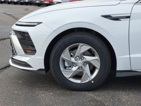 New 2025 Hyundai Sonata SE FWD image 10