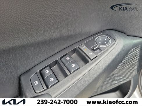 New 2026 Kia Seltos S FWD image 20