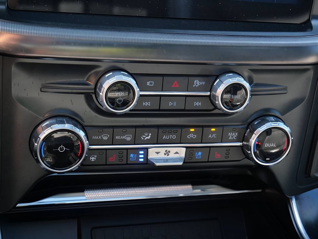 Used 2025 Ford F150 Raptor AWD/4WD image 22