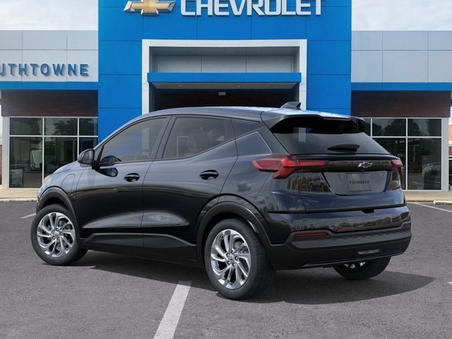 New 2027 Chevrolet Bolt LT w/ Comfort Package FWD image 3