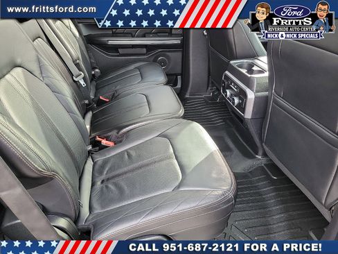 Certified 2018 Ford Expedition Platinum image 17