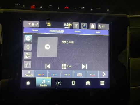 Certified 2023 Jeep Grand Cherokee Laredo w/ Luxury Tech Group I image 31